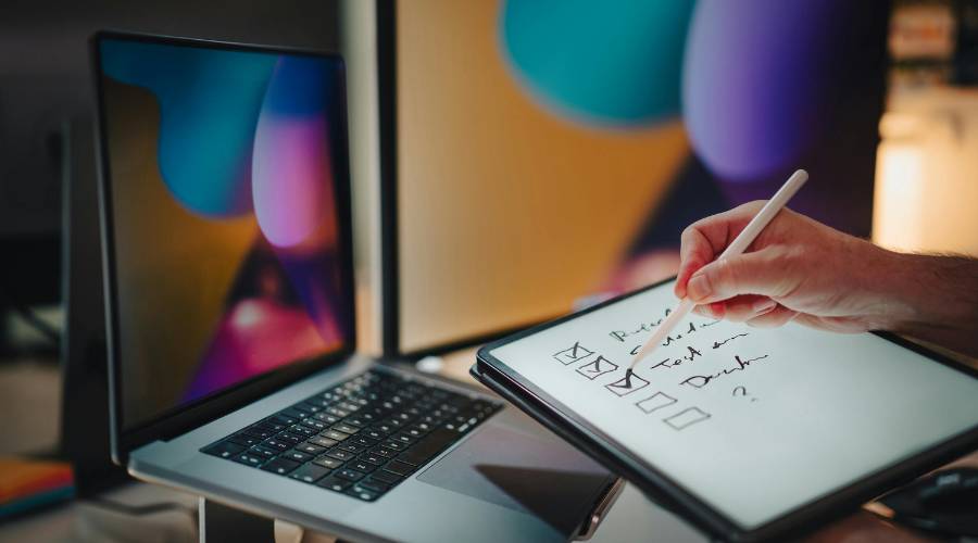 sash window maintenance guide showing annual care tasks to preserve Brisbane heritage window repairs